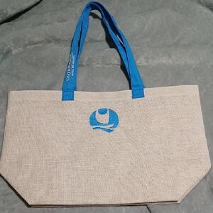 NEW Chic Beige Tote with Blue Handles